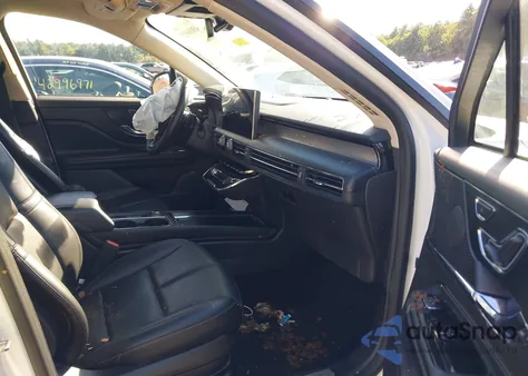 2023 Lincoln Corsair Standard z USA, uszkodzony, nr VIN 5LMCJ1DA3PUL11694